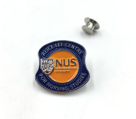 কেনা Custom Nursing Studies Soft Enamel Pin University Badge For Professional Recognition অনলাইনে উৎপাদন