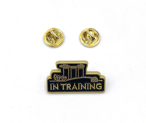 কেনা Double Butterfly Clasp Black Enamel Badge with Unique Plastic Box The Perfect Addition to Your Lapel Pin Collection অনলাইনে উৎপাদন